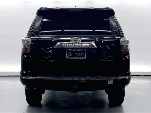 Used 2023 Toyota 4Runner Limited AWD/4WD image 3