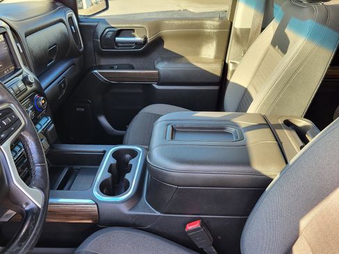 Used 2019 Chevrolet Silverado 1500 LT Trail Boss image 29