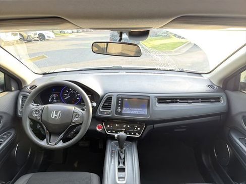 Used 2021 Honda HR-V EX image 24