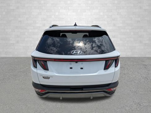 Used 2022 Hyundai Tucson Limited w/ Cargo Package FWD image 3
