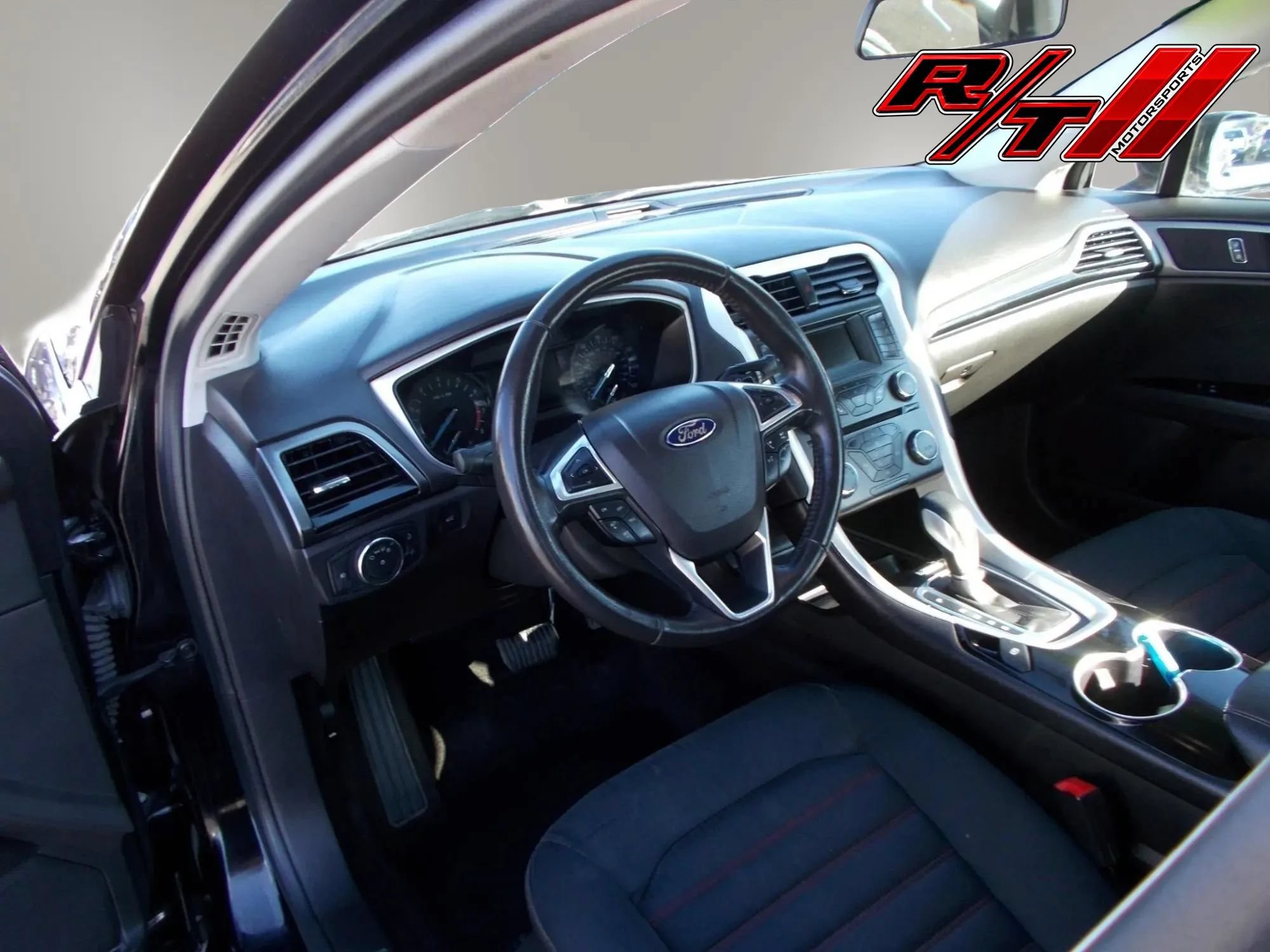 Used 2016 Ford Fusion SE w/ Equipment Group 201A AWD/4WD image 17