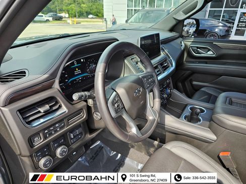 Used 2022 Chevrolet Tahoe Z71 w/ Z71 Off-Road Package AWD/4WD image 16