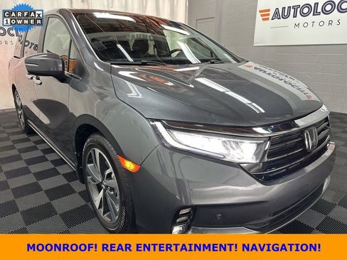 Used 2024 Honda Odyssey Touring image 1