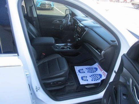 Used 2019 Chevrolet Traverse LT w/ LT Premium Package image 31