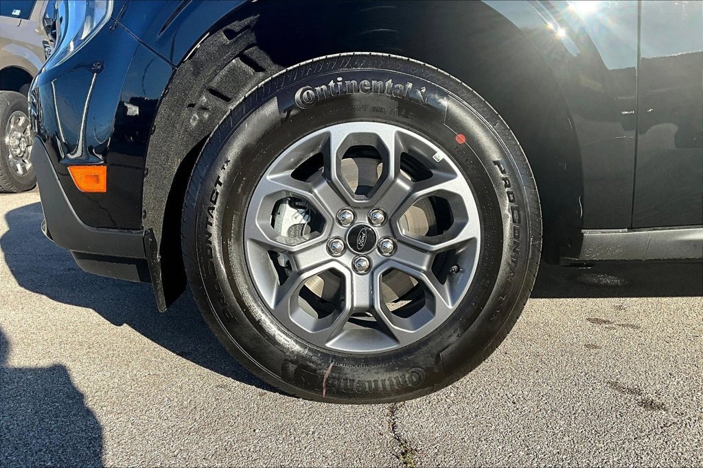 New 2026 Ford Maverick XLT w/ XLT Luxury Package FWD image 12