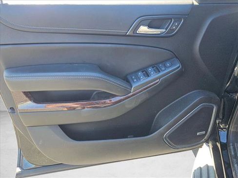 Used 2018 GMC Yukon SLE w/ HD Trailering Package image 9