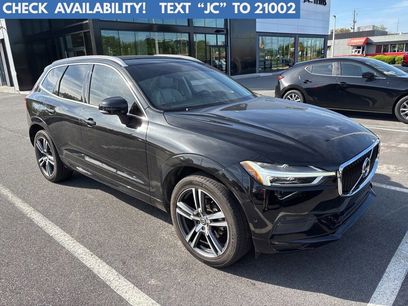 Used 2018 Volvo XC60 T5 Momentum w/ Vision Package