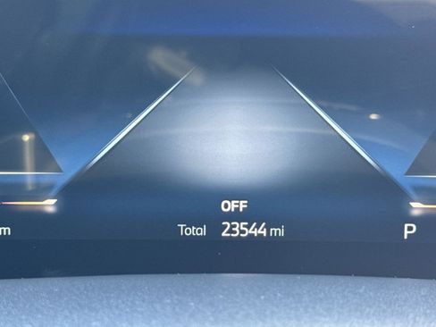 Used 2025 BMW X5 xDrive40i w/ Climate Comfort Package image 19