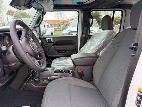 New 2026 Jeep Gladiator Sport AWD/4WD image 14