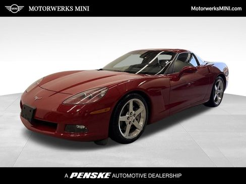 Used 2005 Chevrolet Corvette Coupe w/ Preferred Equipment Group RWD image 1