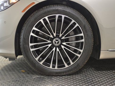 Used 2024 Mercedes-Benz S 580e 4MATIC Sedan image 13