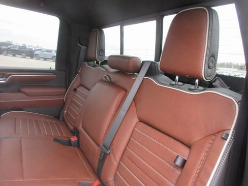 New 2026 GMC Sierra 2500 Denali Ultimate image 15