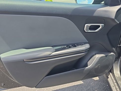 New 2026 Kia K4 FWD image 17