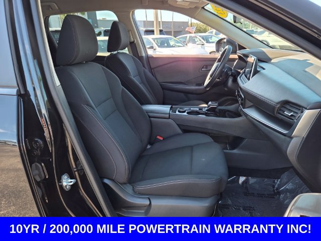 Used 2023 Nissan Rogue S AWD/4WD image 18