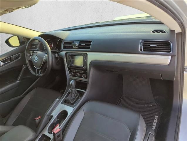 Used 2019 Volkswagen Passat 2.0T Wolfsburg FWD image 25