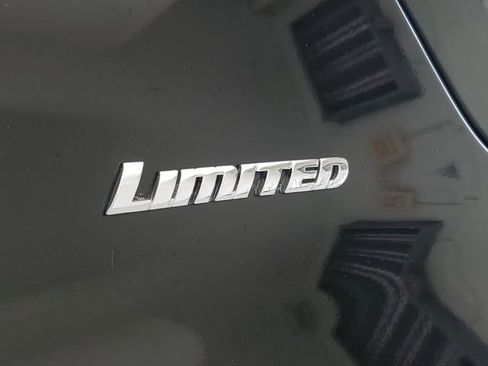 Used 2021 Toyota 4Runner Limited image 11