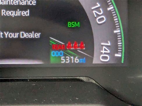 Used 2025 Toyota RAV4 XLE w/ Convenience Package FWD image 21