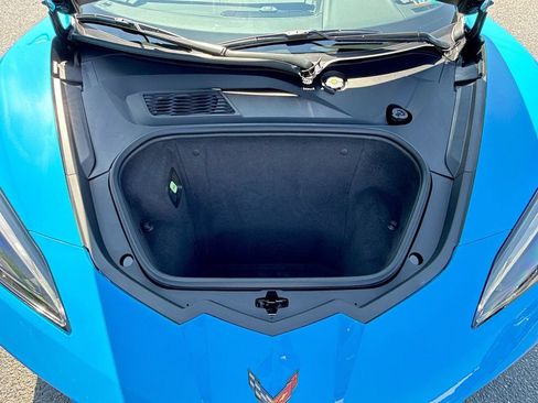 Used 2020 Chevrolet Corvette Stingray Coupe w/ Z51 Performance Package RWD image 26