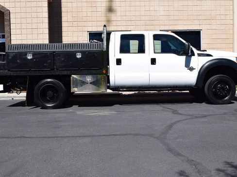Used 2014 Ford F550 4x4 Crew Cab Super Duty image 5