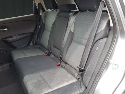 Used 2021 Nissan Rogue SV FWD image 17