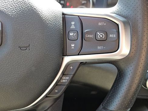 New 2026 RAM 1500 Express AWD/4WD image 22