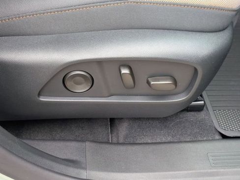 New 2026 Chevrolet Equinox ACTIV w/ Convenience Package III image 37