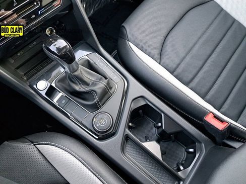 New 2025 Volkswagen Taos SEL AWD/4WD image 28