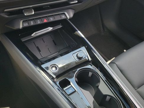 New 2026 Audi Q3 quattro 2.0T AWD/4WD image 14