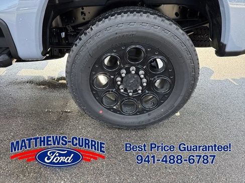 New 2026 Ford F250 Lariat w/ Black Appearance Package AWD/4WD image 16