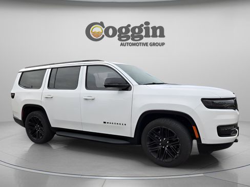 Used 2024 Jeep Wagoneer Series II image 20