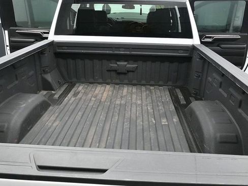 Used 2024 Chevrolet Silverado 2500 LTZ image 11