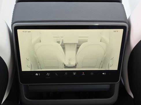 Used 2024 Tesla Model 3 Standard Range image 31