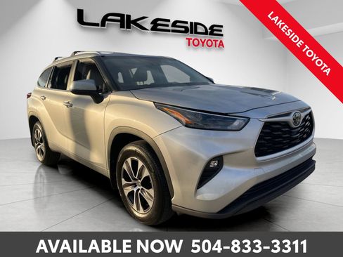 Used 2023 Toyota Highlander L image 8