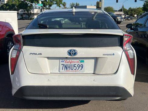 Certified 2016 Toyota Prius Four w/ Advanced Technology Package FWD image 5