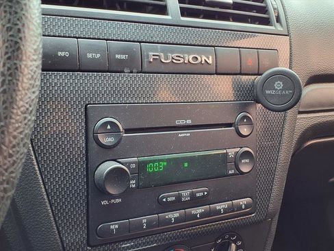 Used 2006 Ford Fusion SE image 10