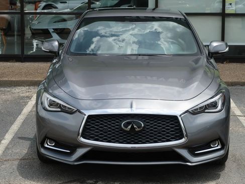 Used 2021 INFINITI Q60 3.0t Luxe w/ Essential Package RWD image 4