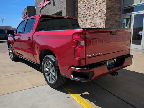 Used 2021 Chevrolet Silverado 1500 RST image 3
