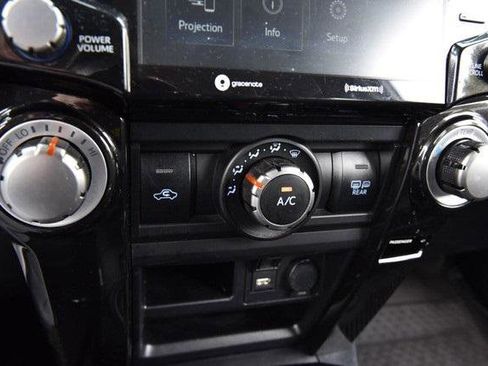 Used 2022 Toyota 4Runner TRD Off-Road Premium image 15