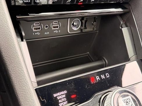 New 2025 Jeep Grand Cherokee Limited image 39