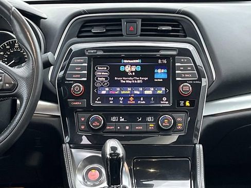 Used 2023 Nissan Maxima SL FWD image 15