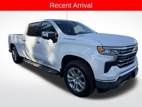 Used 2025 Chevrolet Silverado 1500 LTZ w/ Technology Package image 5