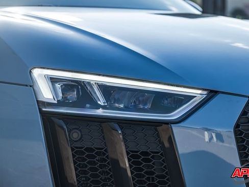 Used 2018 Audi R8 V10 w/ Premium Package image 63