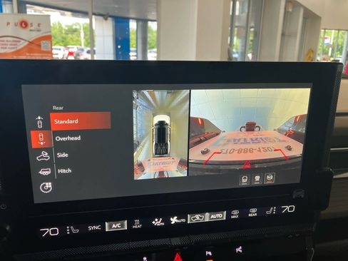 New 2026 GMC Hummer EV 4x4 Crew Cab image 14