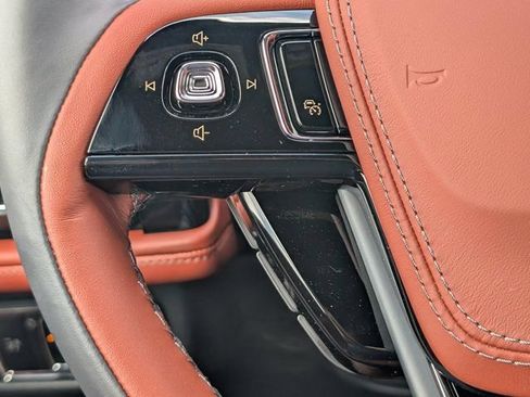 New 2026 Lincoln Aviator Reserve w/ Luxury Package AWD/4WD image 25