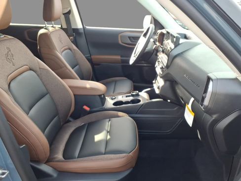 New 2026 Ford Bronco Sport Outer Banks image 13