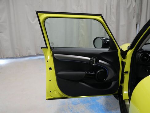 Used 2023 MINI Cooper S FWD image 22