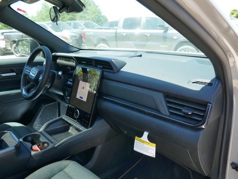 New 2026 GMC Terrain AT4 AWD/4WD image 12