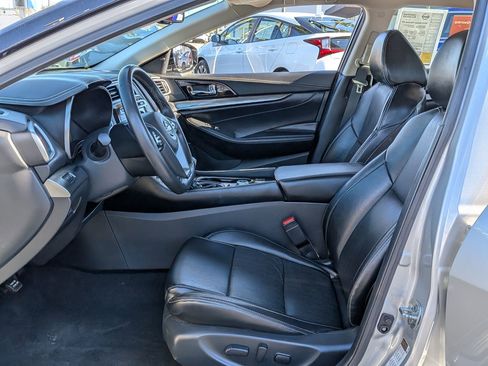 Certified 2023 Nissan Maxima SV w/ Floor Mat Group image 15