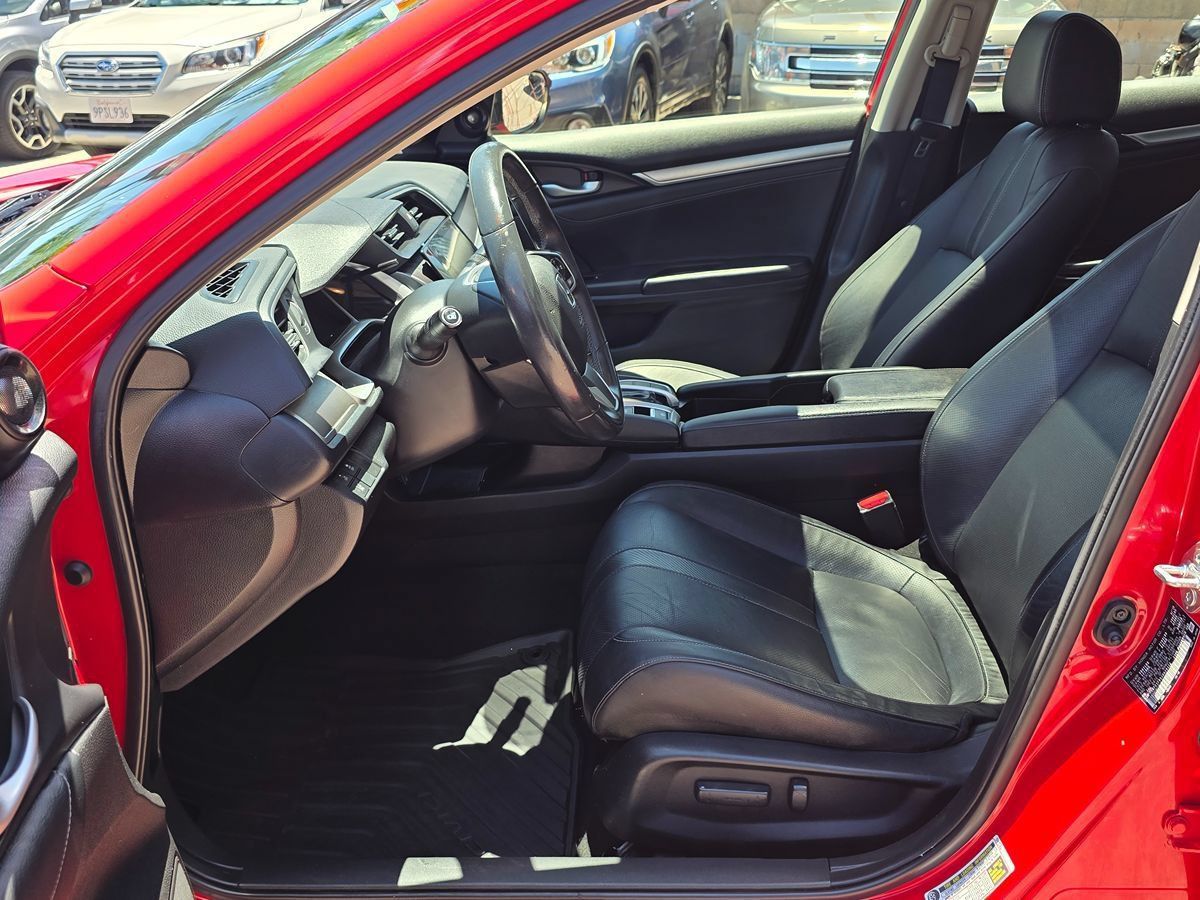 Used 2018 Honda Civic Touring image 20