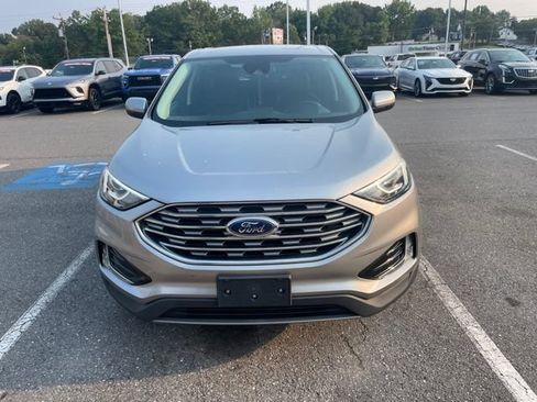Used 2021 Ford Edge SEL FWD image 2